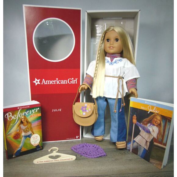 American Girl Doll 18" JULIE IN MEET OUTFIT Purse Hat Book Blonde Brown Eyes BOX - Picture 11 of 12